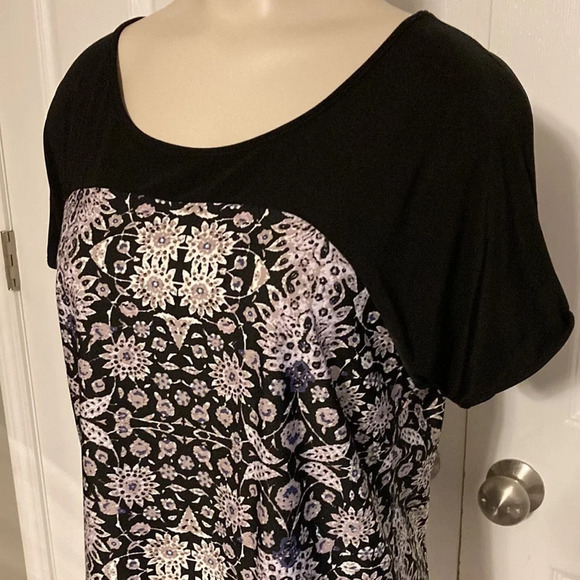 NWOT PerSeption Concept Patterned Top L - Picture 4 of 14